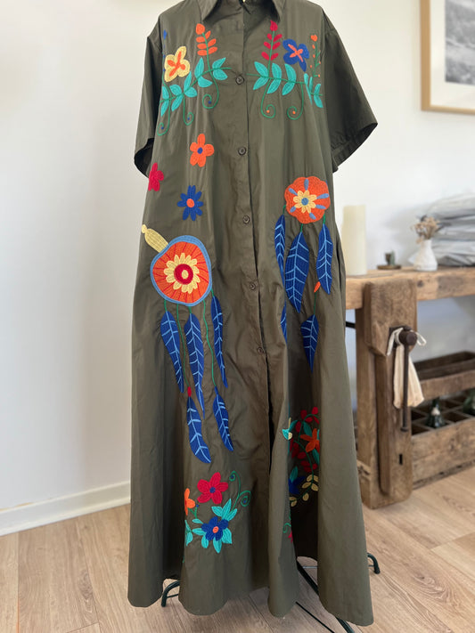 Robe chemise longue broderie Johanna Paris taille unique 36-44