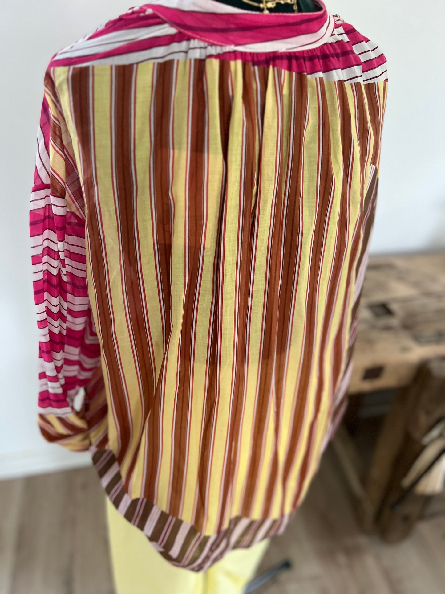 Blouse Patchwork Coloré Johanna Paris – Blouse Femme Tendance