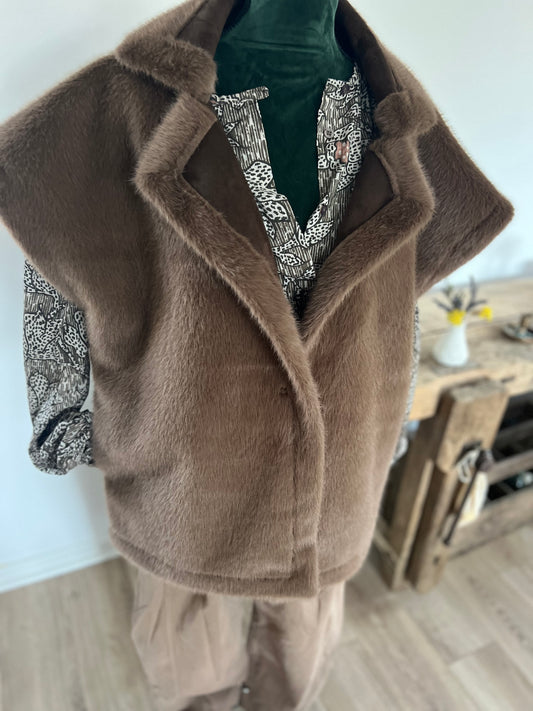 Gilet sans manches en fausse fourrure